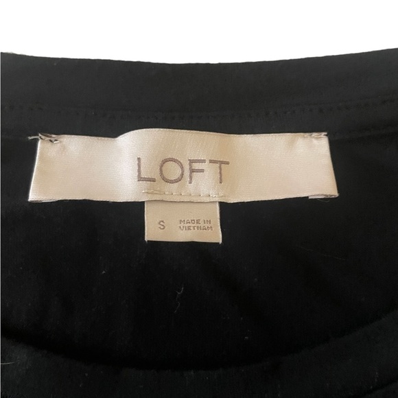 LOFT dress black with ruffled sleeve. Size Small. - Picture 3 of 3